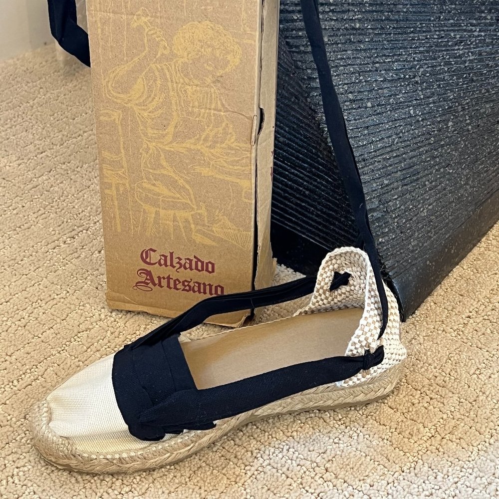 NWT Spanish Espadrilles - Picture 2 of 8